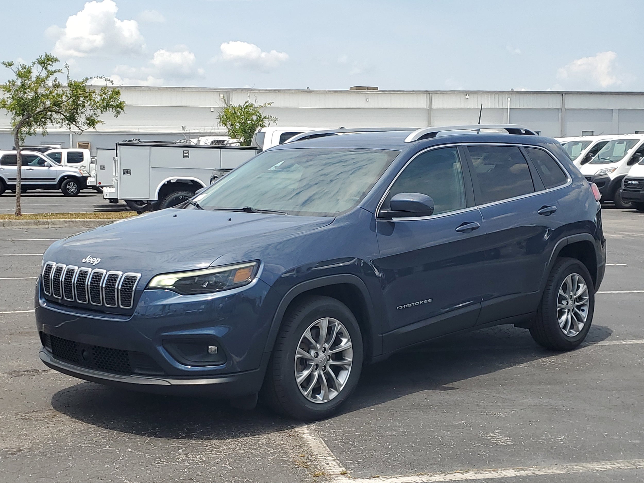 2021 Jeep Cherokee Latitude Plus FWD