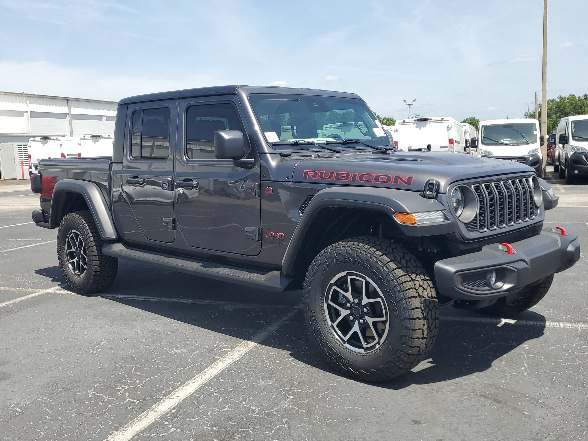 2025 Jeep Gladiator Rubicon photo 2