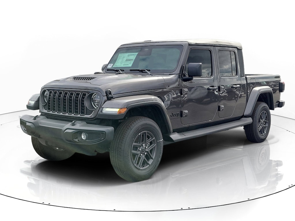 New 2026 Jeep Gladiator Sport S Pickup