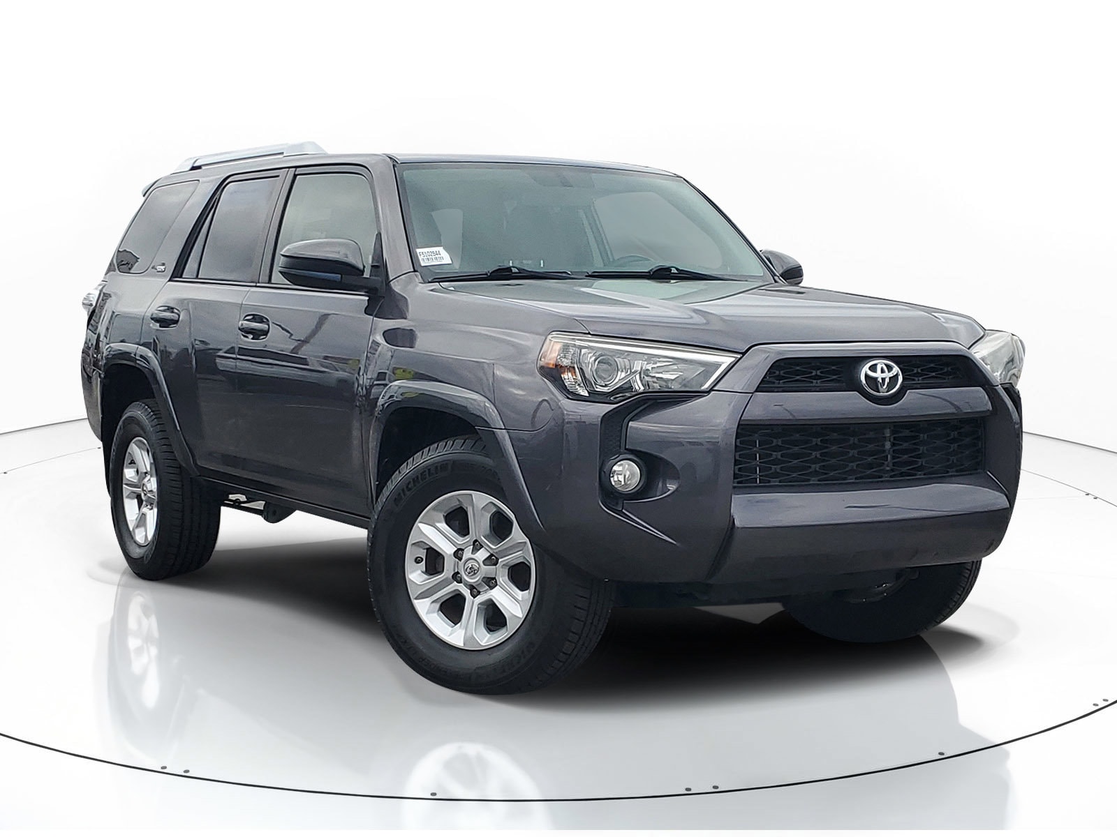 2015 Toyota 4Runner SR5's photo