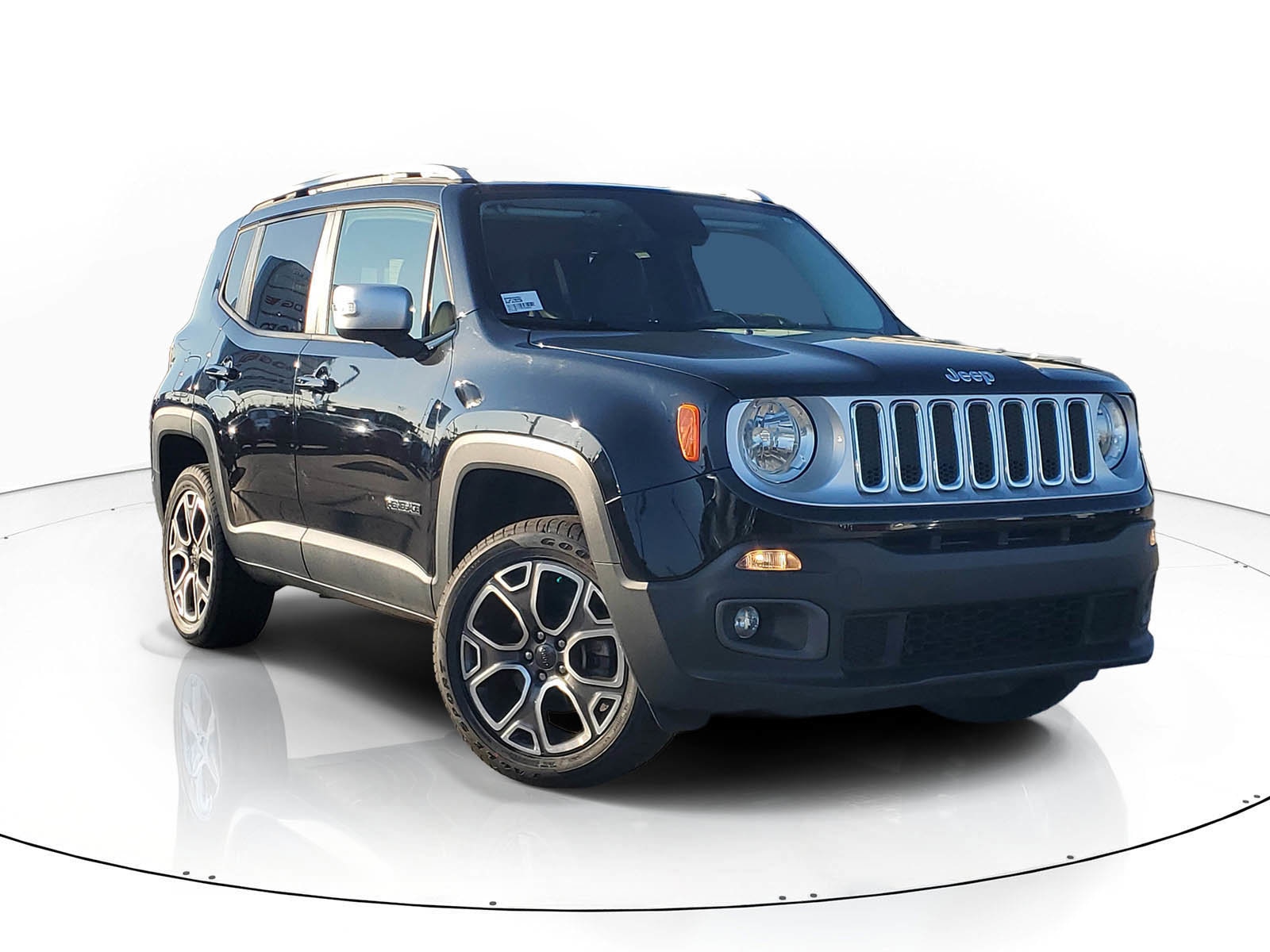 2016 Jeep Renegade Limited's photo