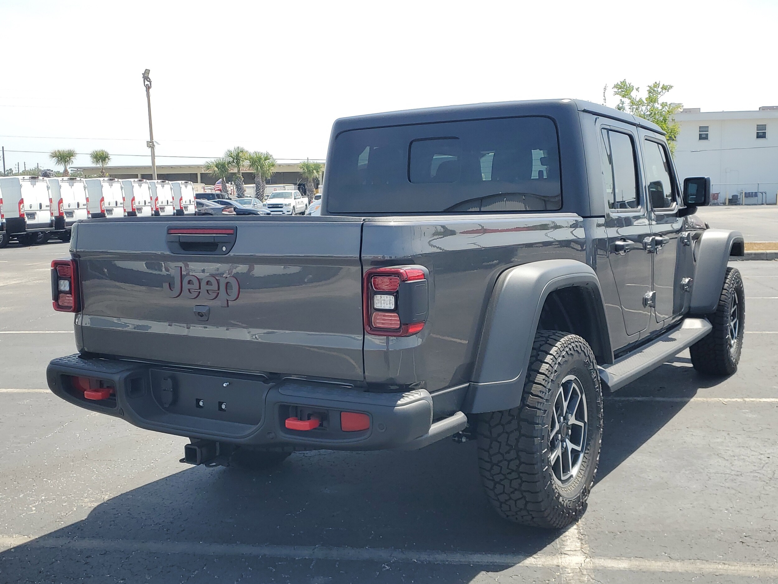 2025 Jeep Gladiator Rubicon photo 3