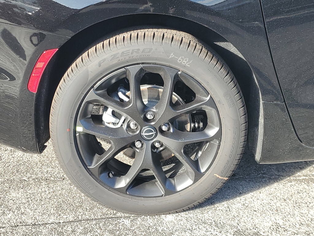 New 2026 Chrysler Pacifica Select Passenger Van