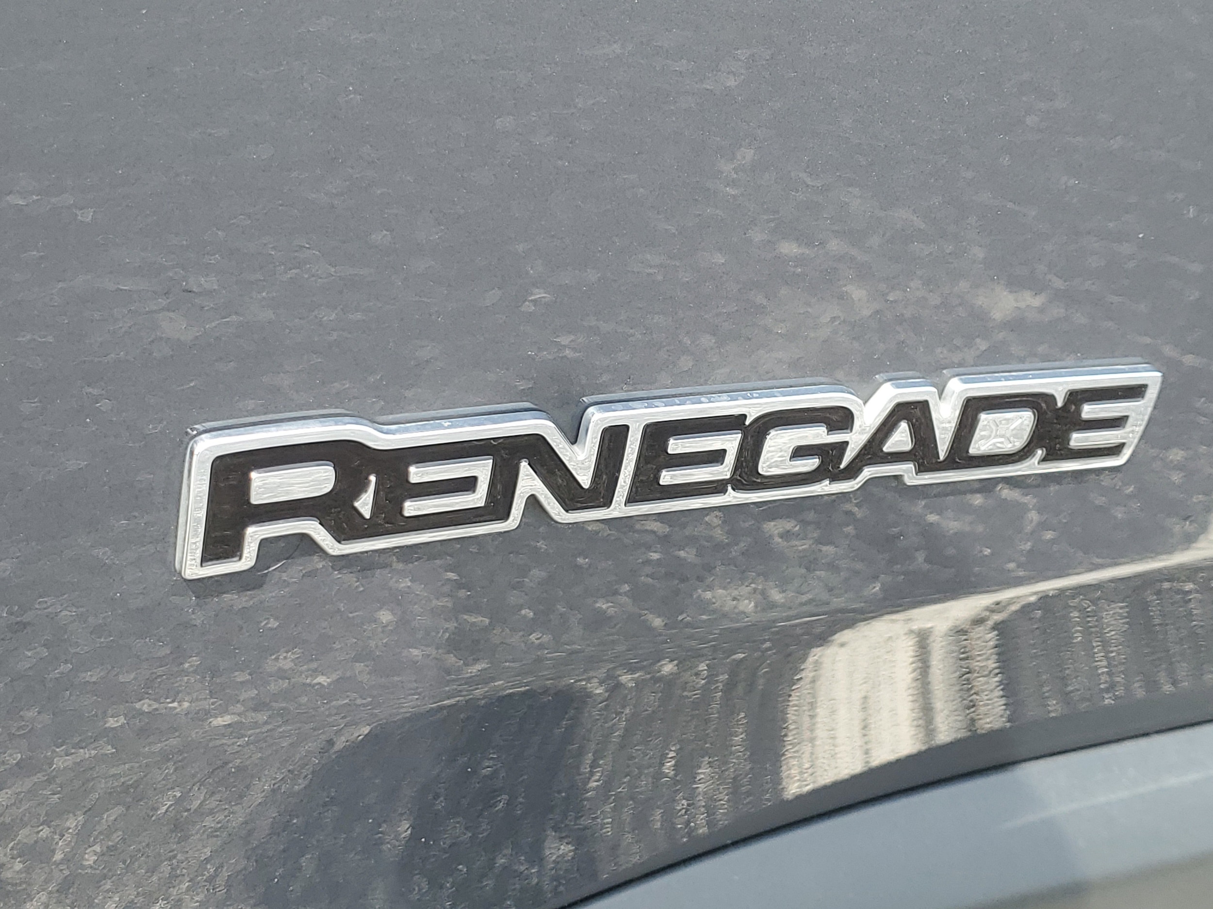 Image 6 of 2023 Jeep Renegade Latitude 4x4