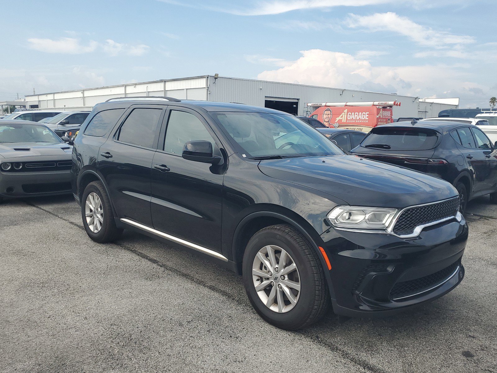 Used 2023 Dodge Durango SXT with VIN 1C4RDHAGXPC635161 for sale in Orlando, FL