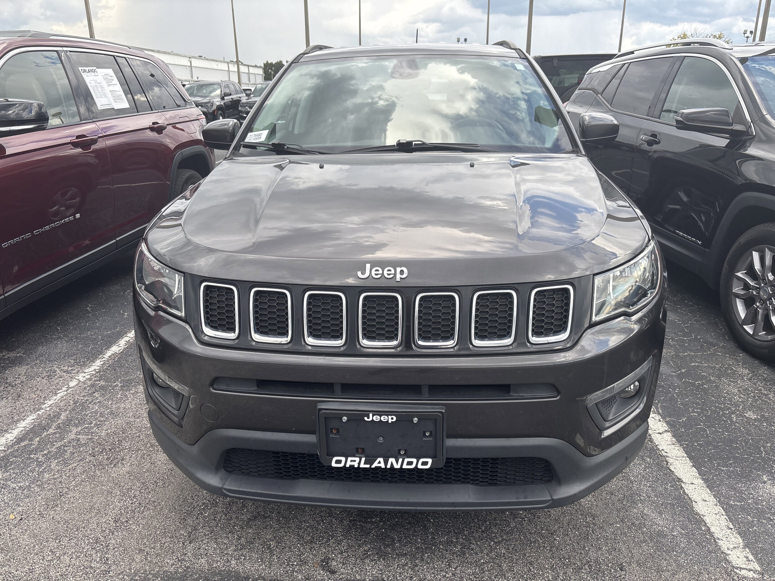 2018 Jeep Compass Latitude photo 2