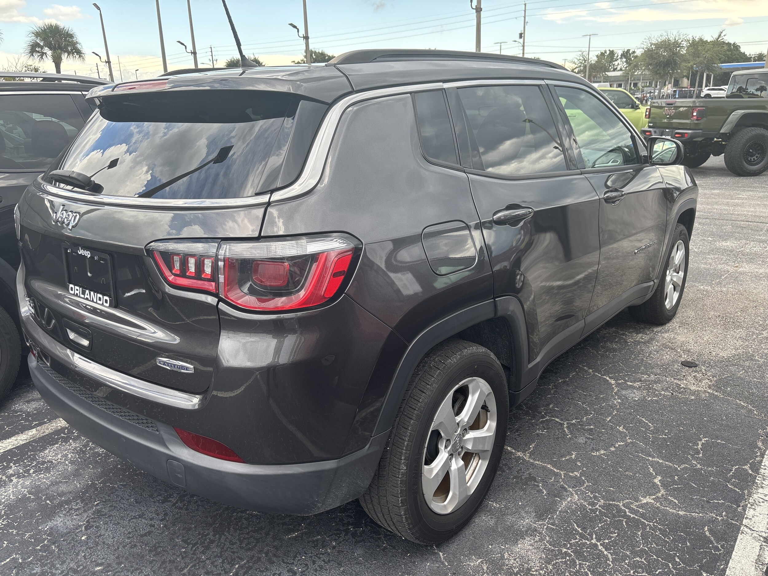 2018 Jeep Compass Latitude photo 3