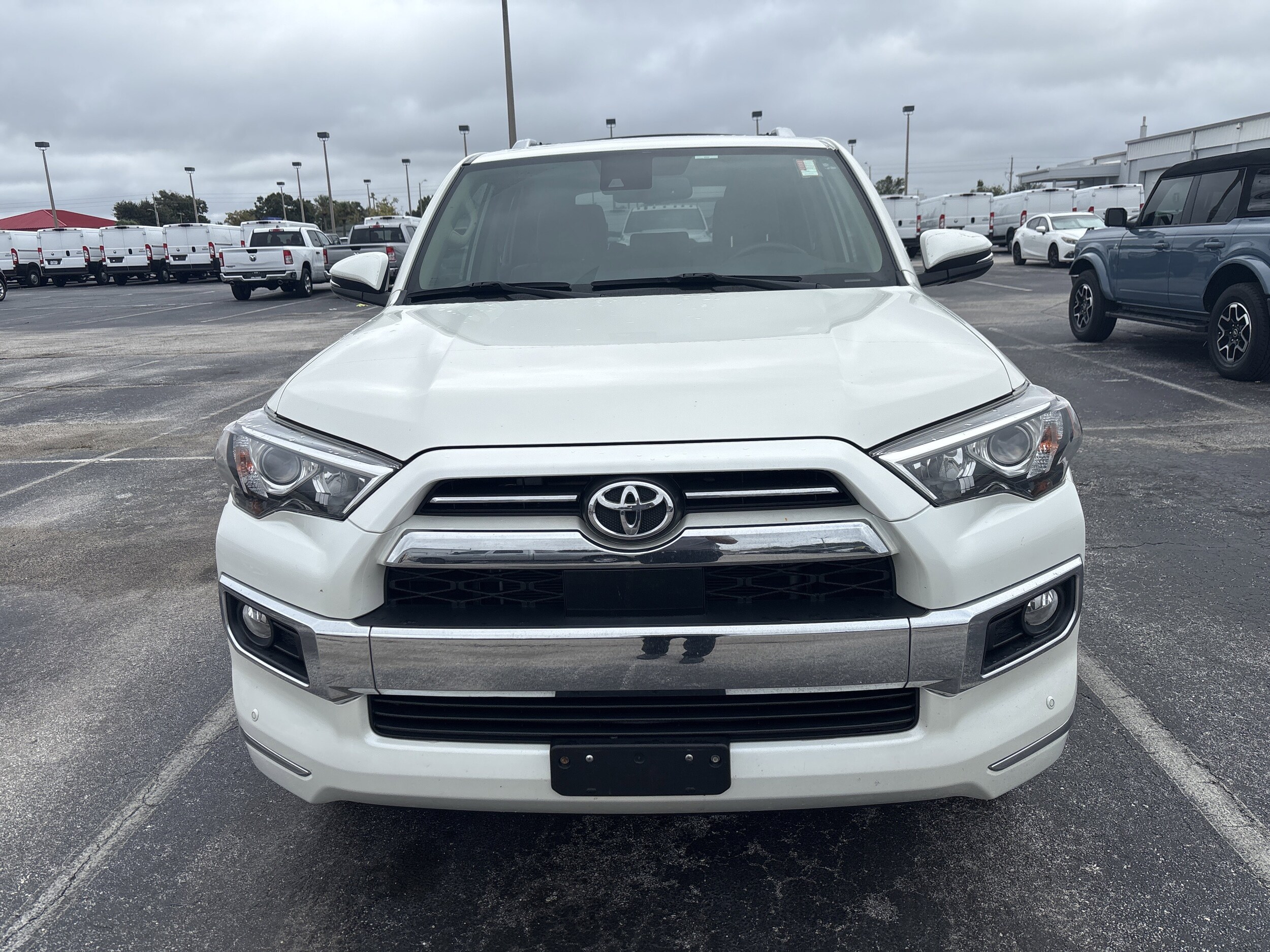 2020 Toyota 4Runner Base photo 2