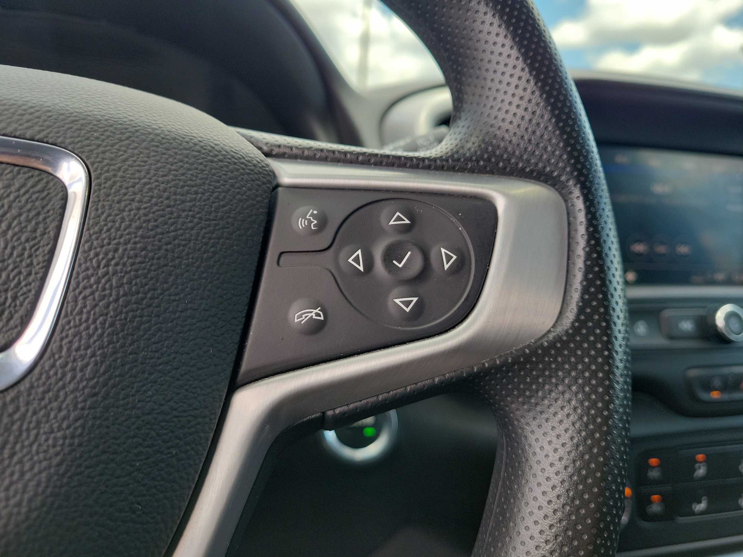 2024 GMC Terrain SLE - Photo 20
