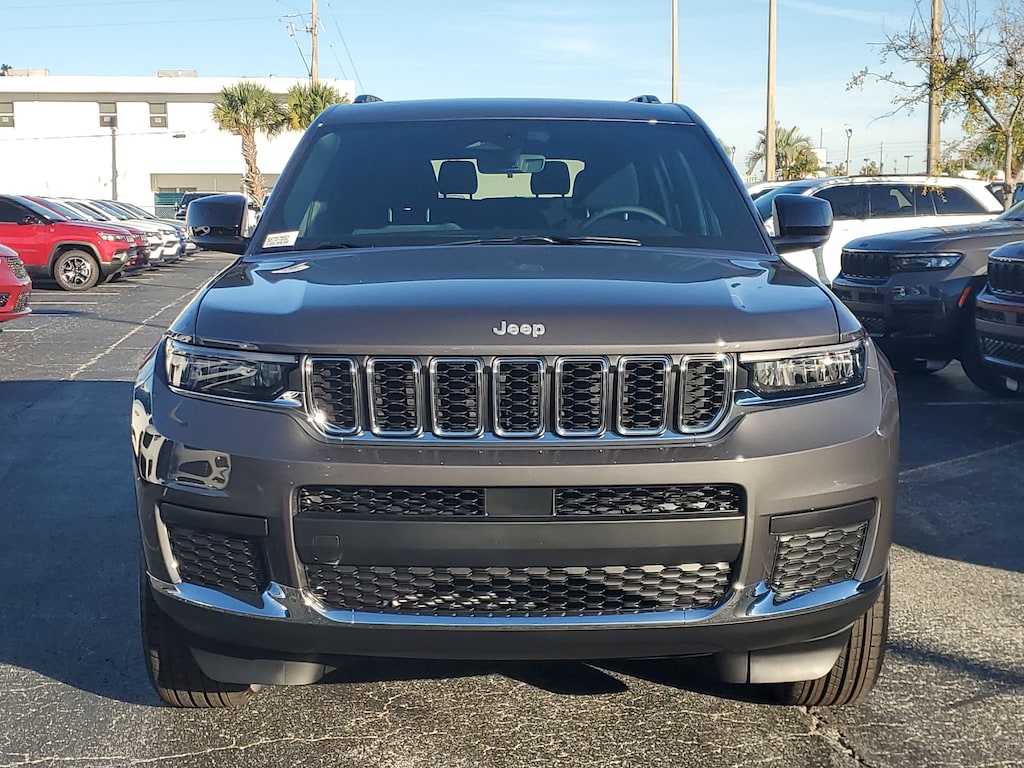 New 2025 Jeep Grand Cherokee L Laredo Sport Utility