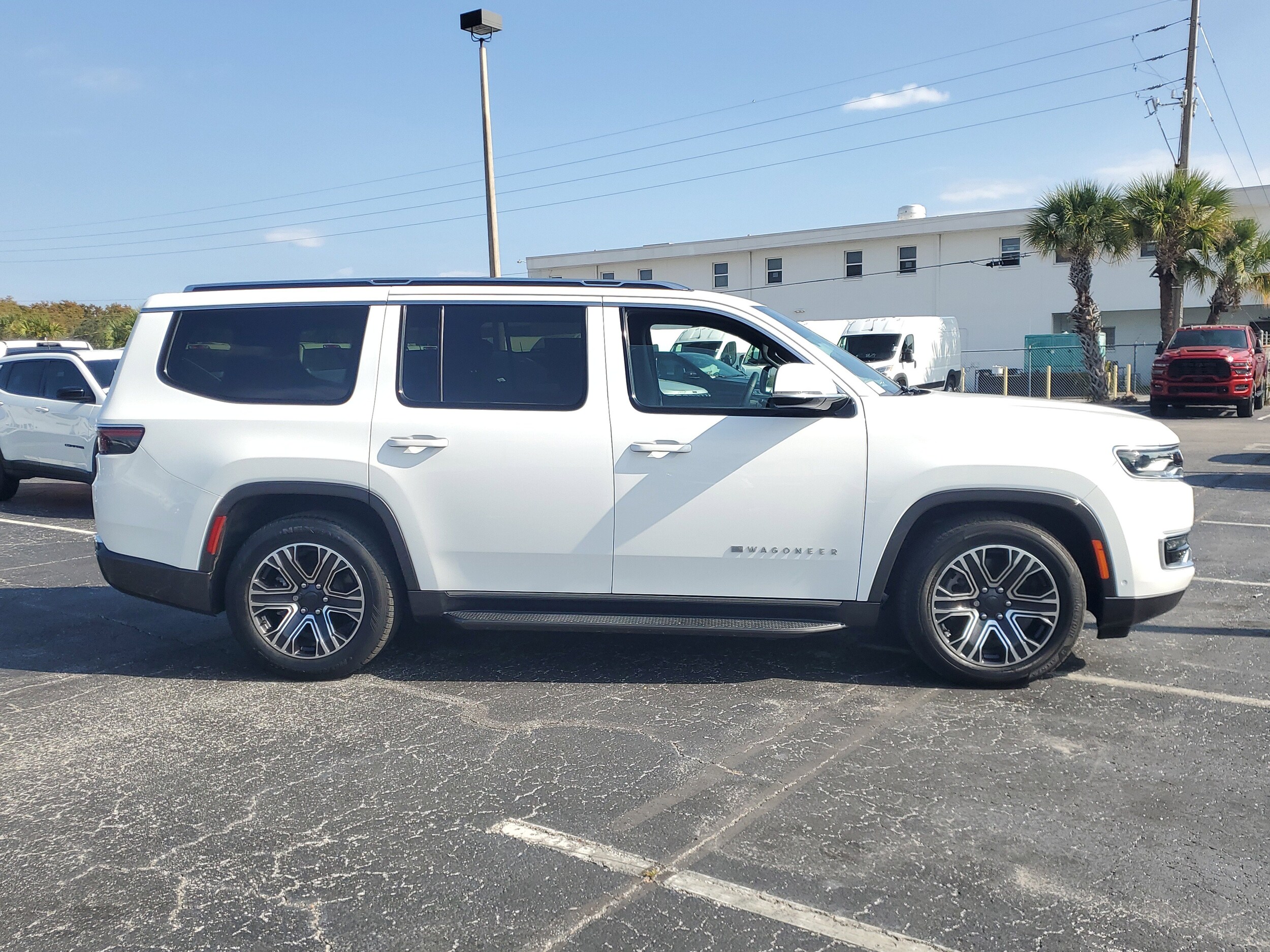 2022 Jeep Wagoneer Series III photo 4
