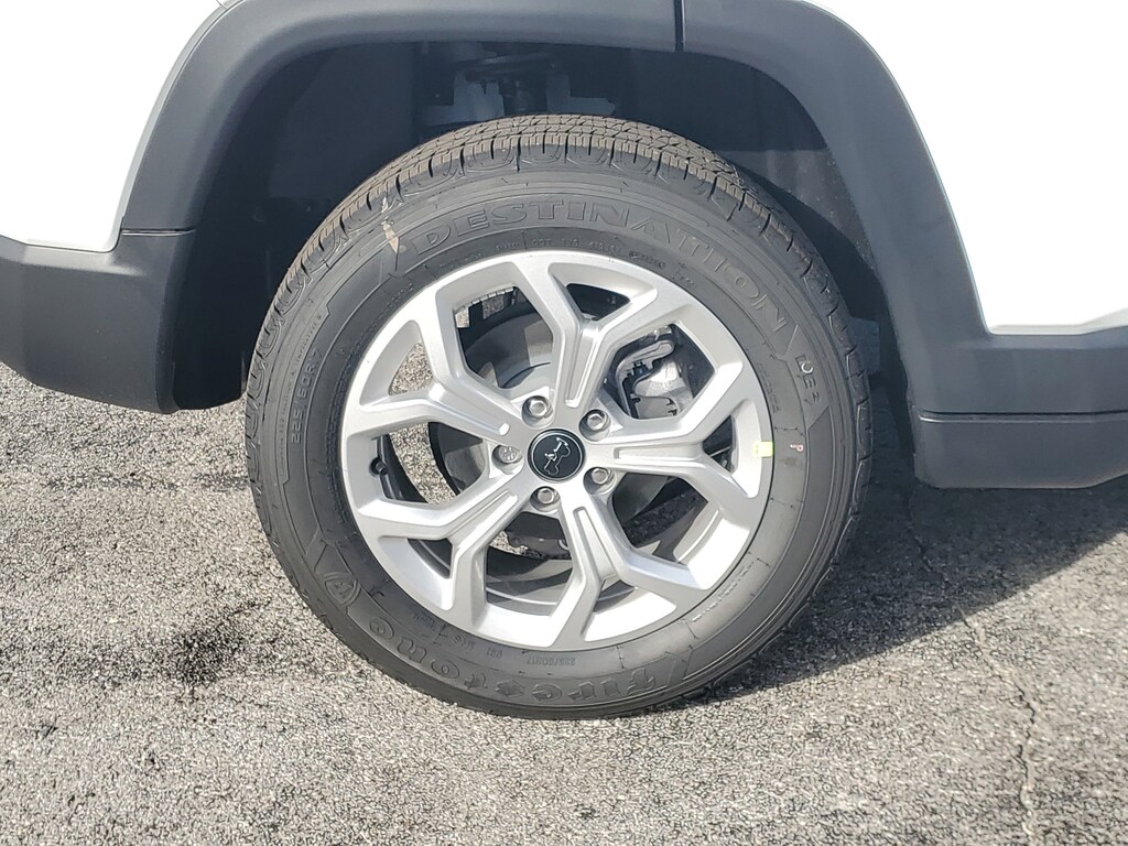 New 2026 Jeep Compass Latitude Sport Utility