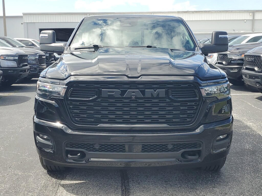 2025 Ram 1500 Big Horn photo 2
