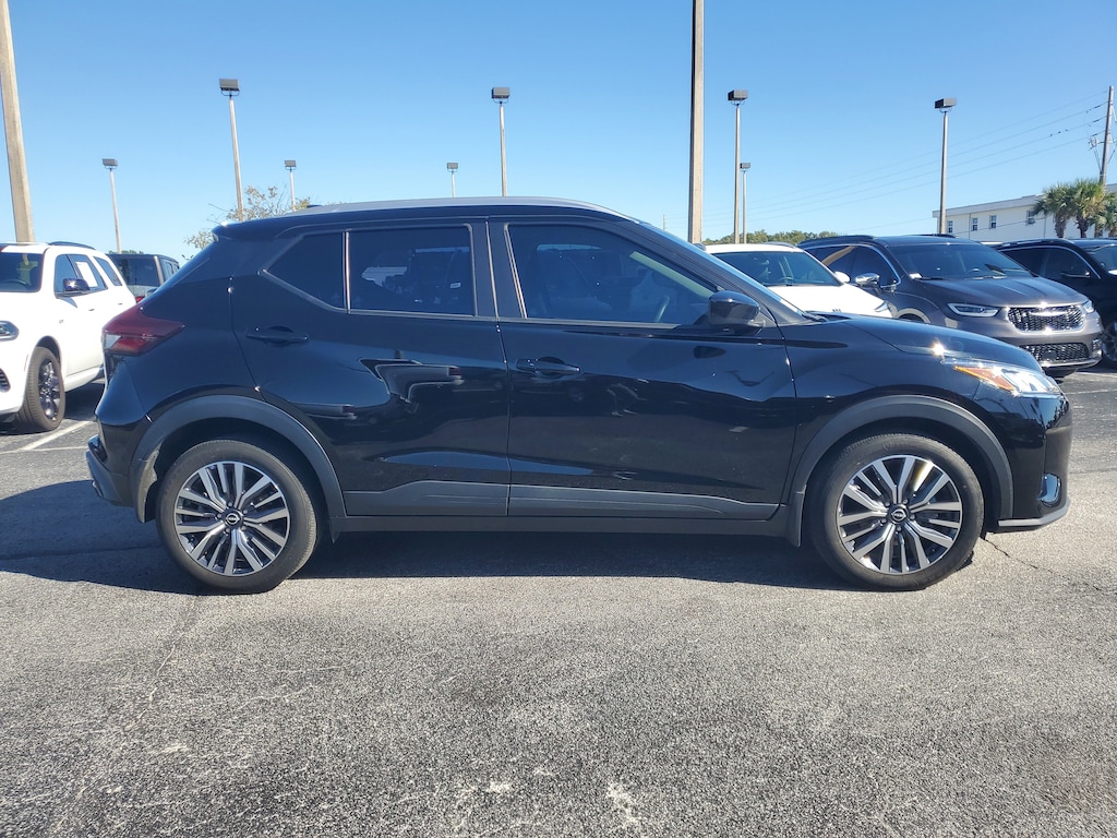 2023 Nissan Kicks SV photo 4