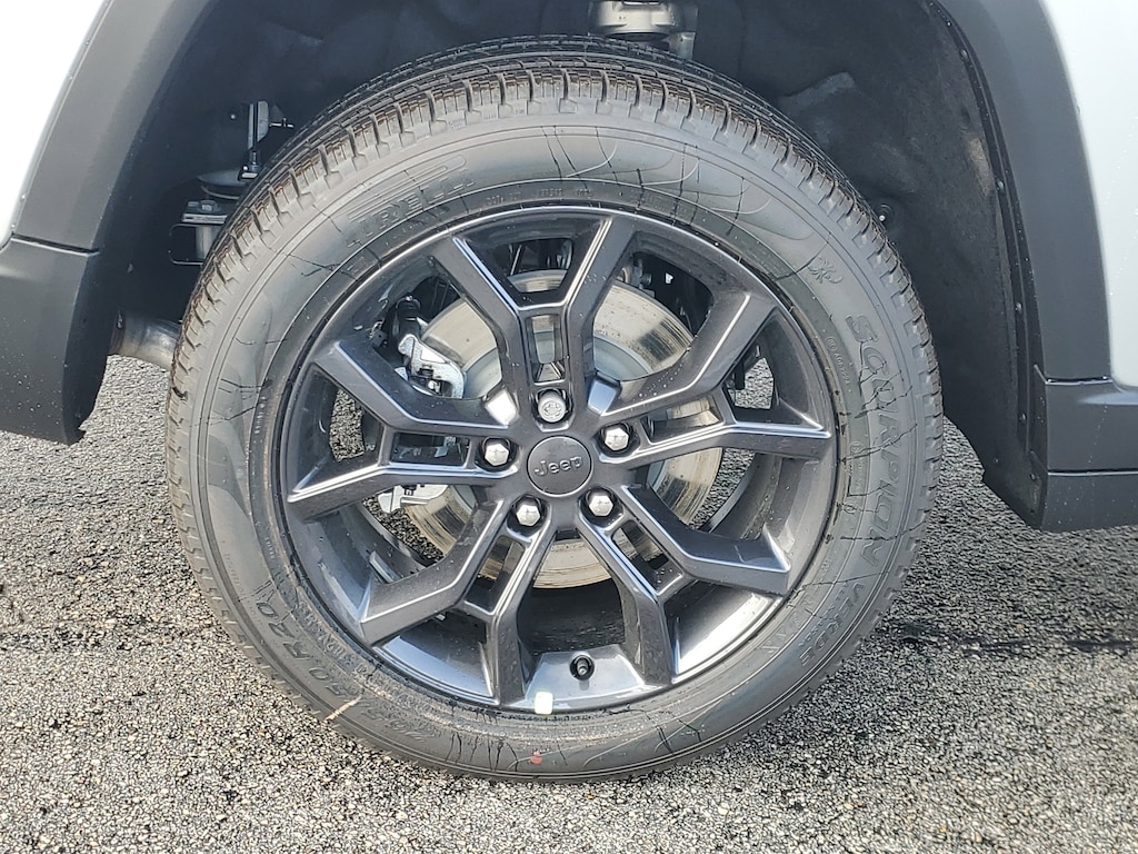 New 2025 Jeep Grand Cherokee L Limited Sport Utility