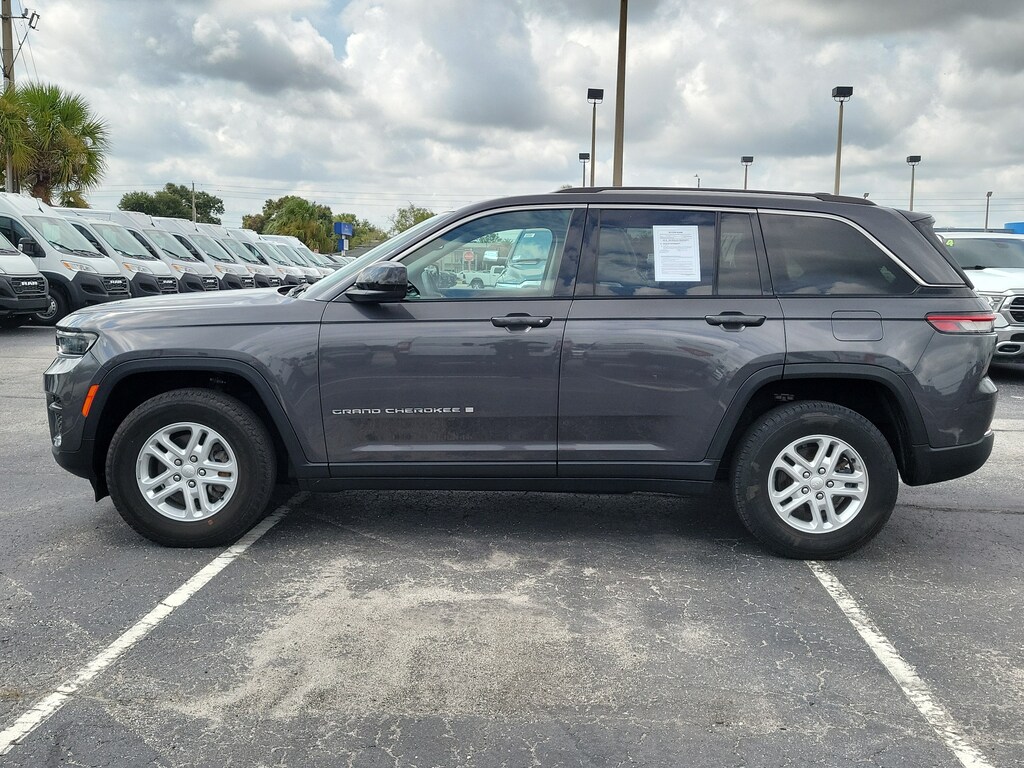 Used 2024 Jeep Grand Cherokee Laredo Laredo 4x2