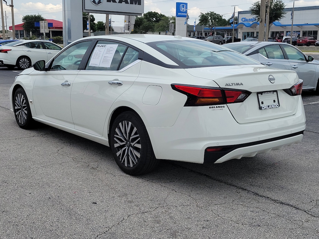 Used 2025 Nissan Altima SV SV FWD