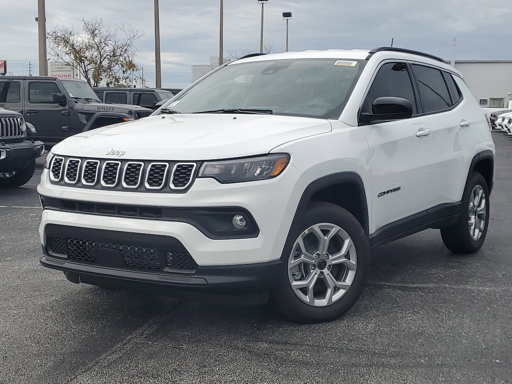 New 2026 Jeep Compass Latitude Sport Utility