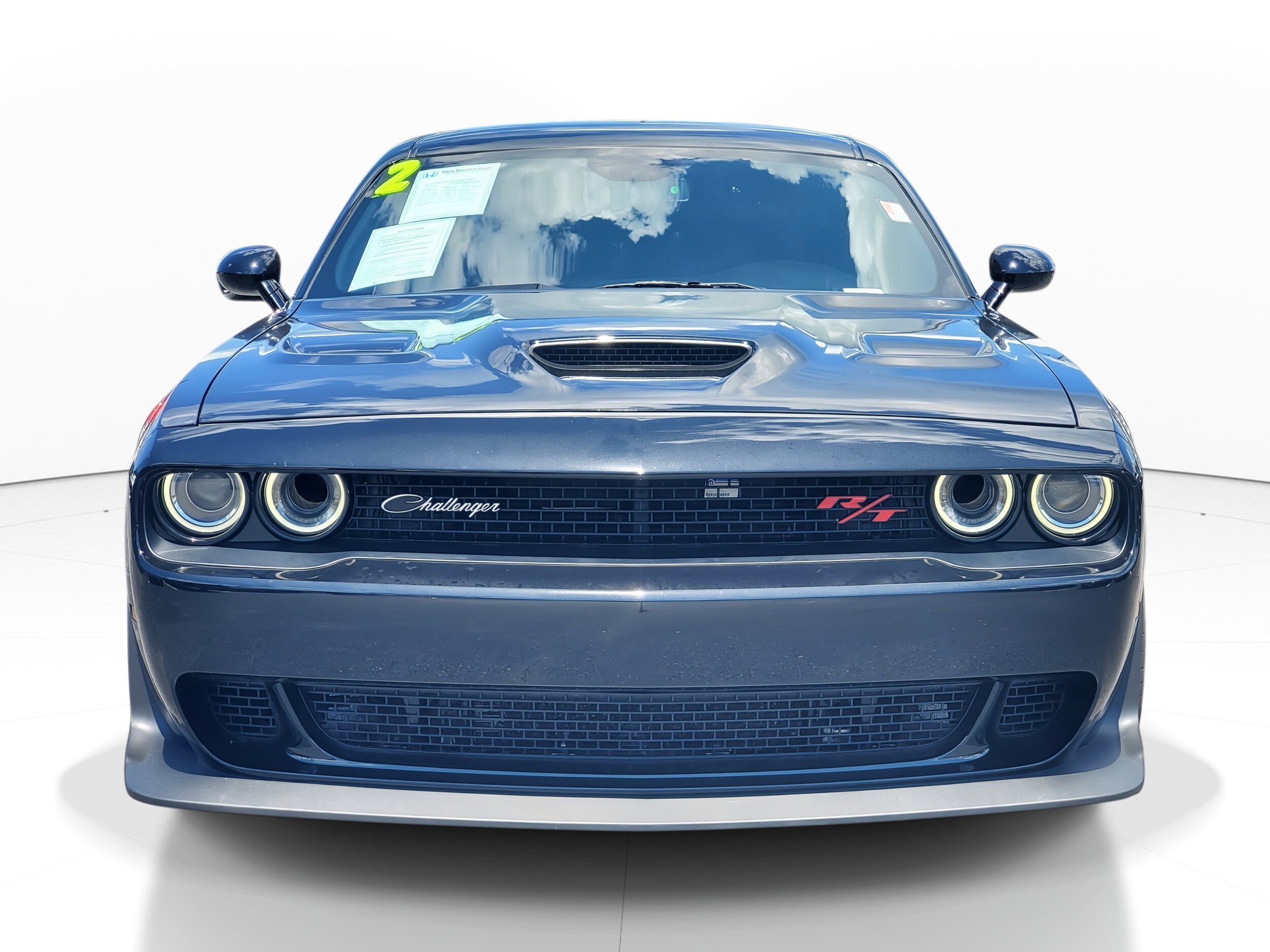 2022 Dodge Challenger R/T Scat Pack Widebody photo 2