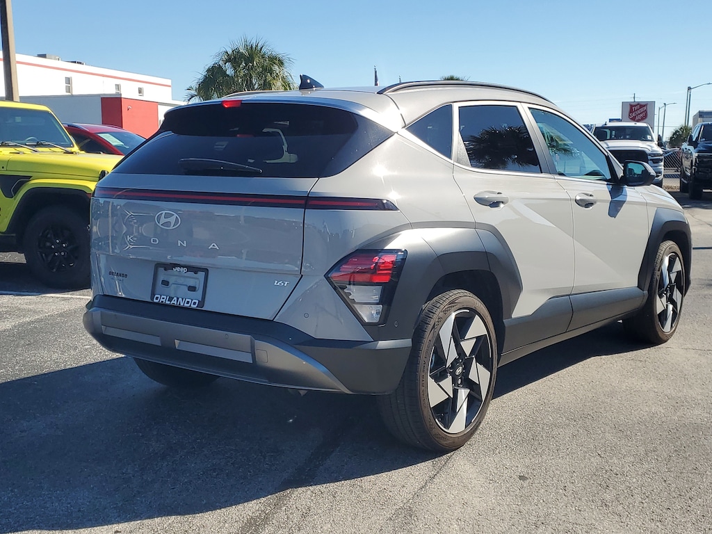 Used 2024 Hyundai Kona Limited Limited FWD