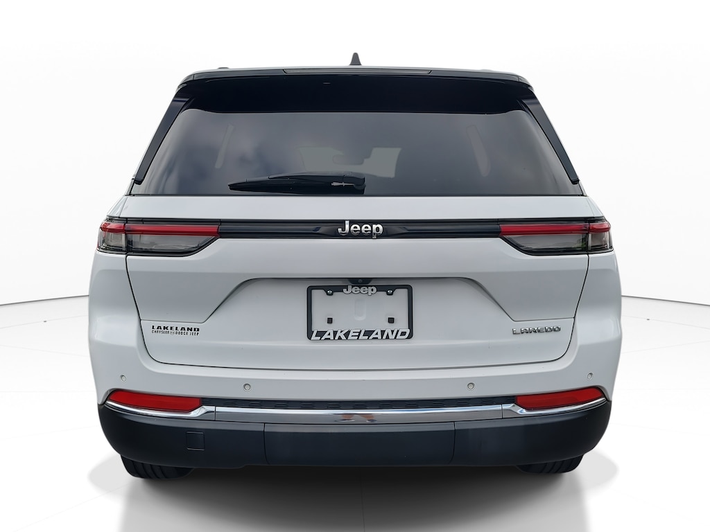 Used 2022 Jeep Grand Cherokee Laredo Laredo 4x2