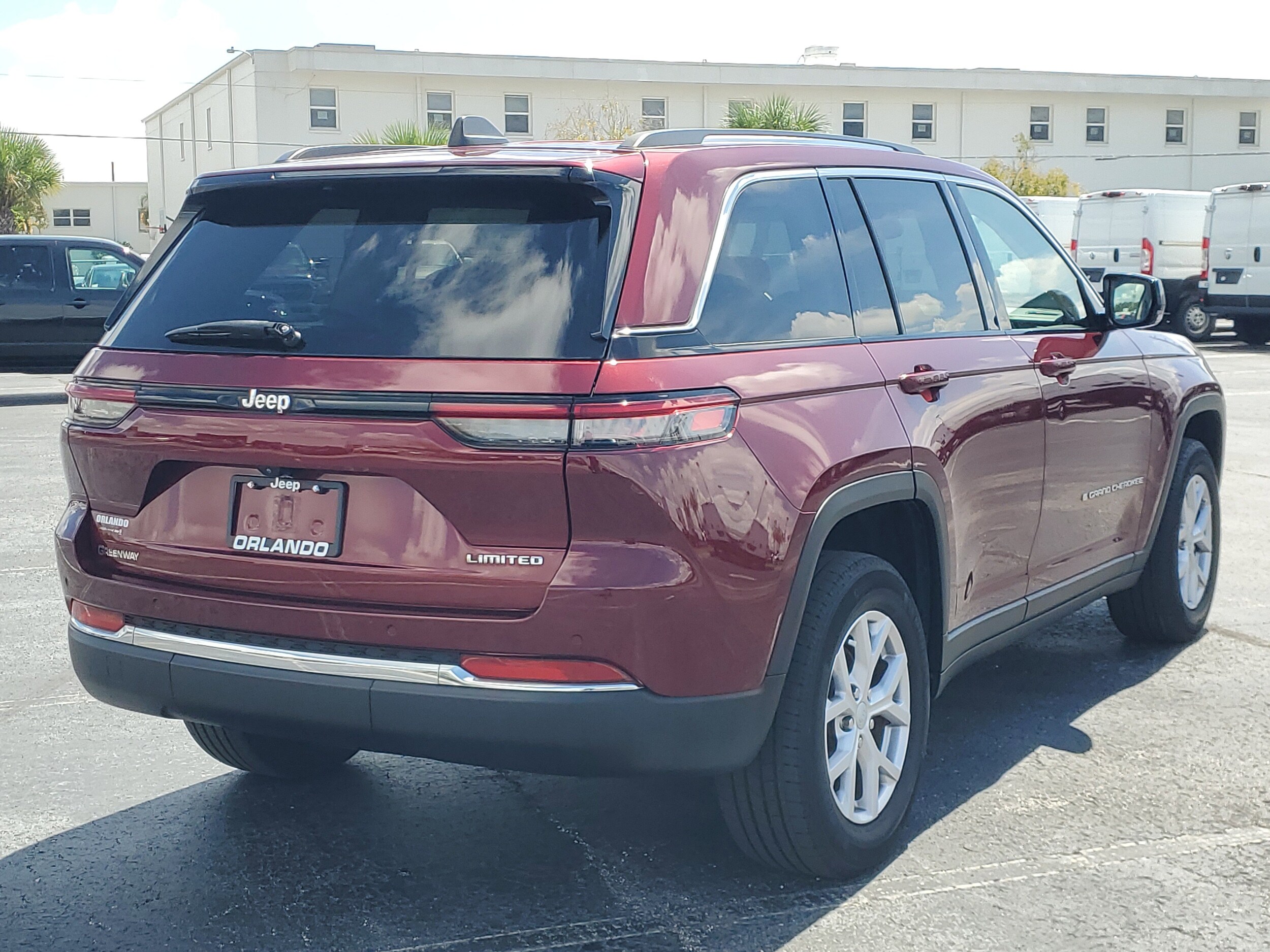 2022 Jeep Grand Cherokee Limited photo 3