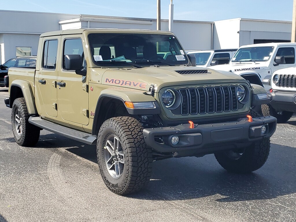 New 2026 Jeep Gladiator Mojave Pickup