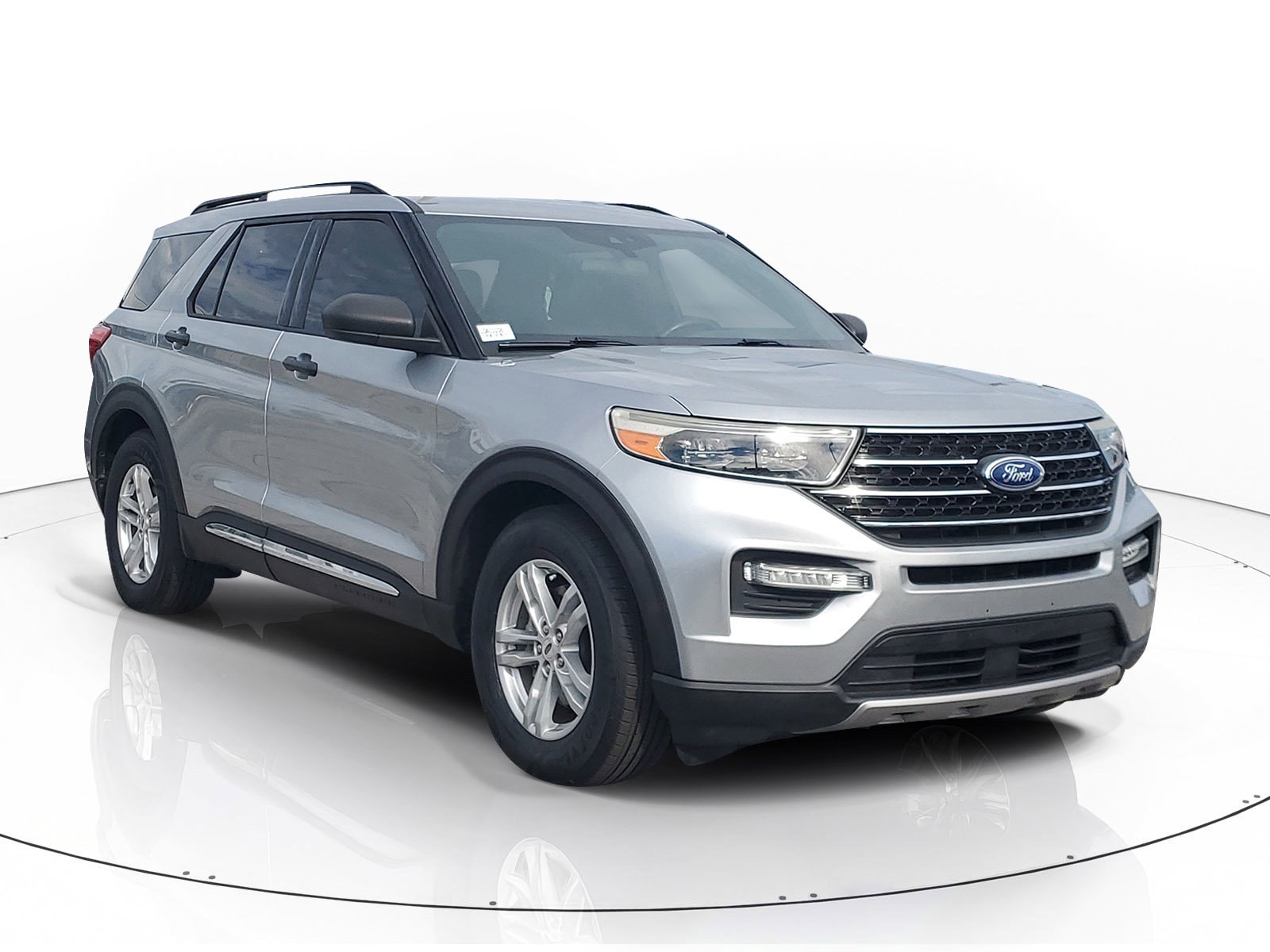 2020 Ford Explorer XLT's photo