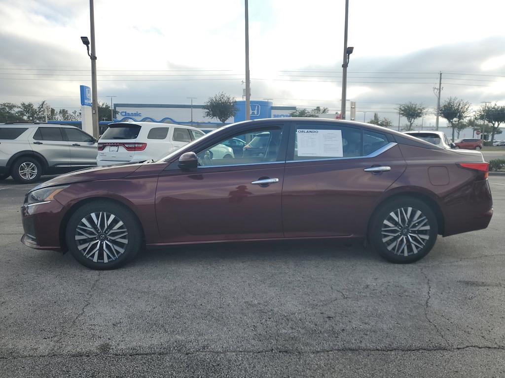 Used 2023 Nissan Altima 2.5 SV Sedan