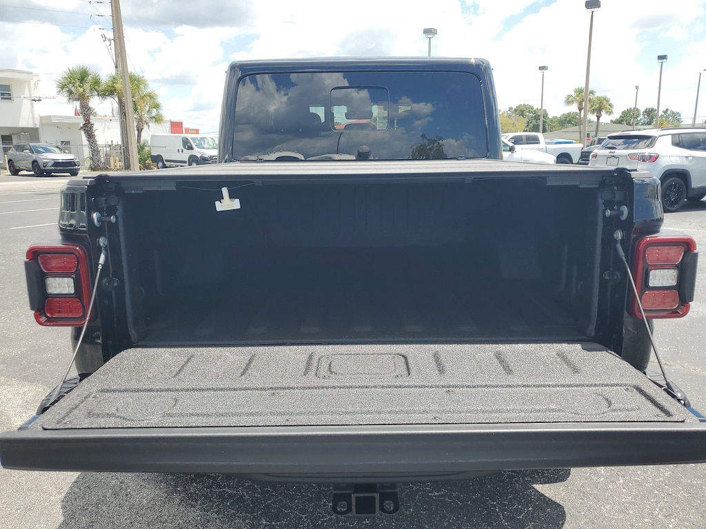 New 2025 Jeep Gladiator Mojave Pickup