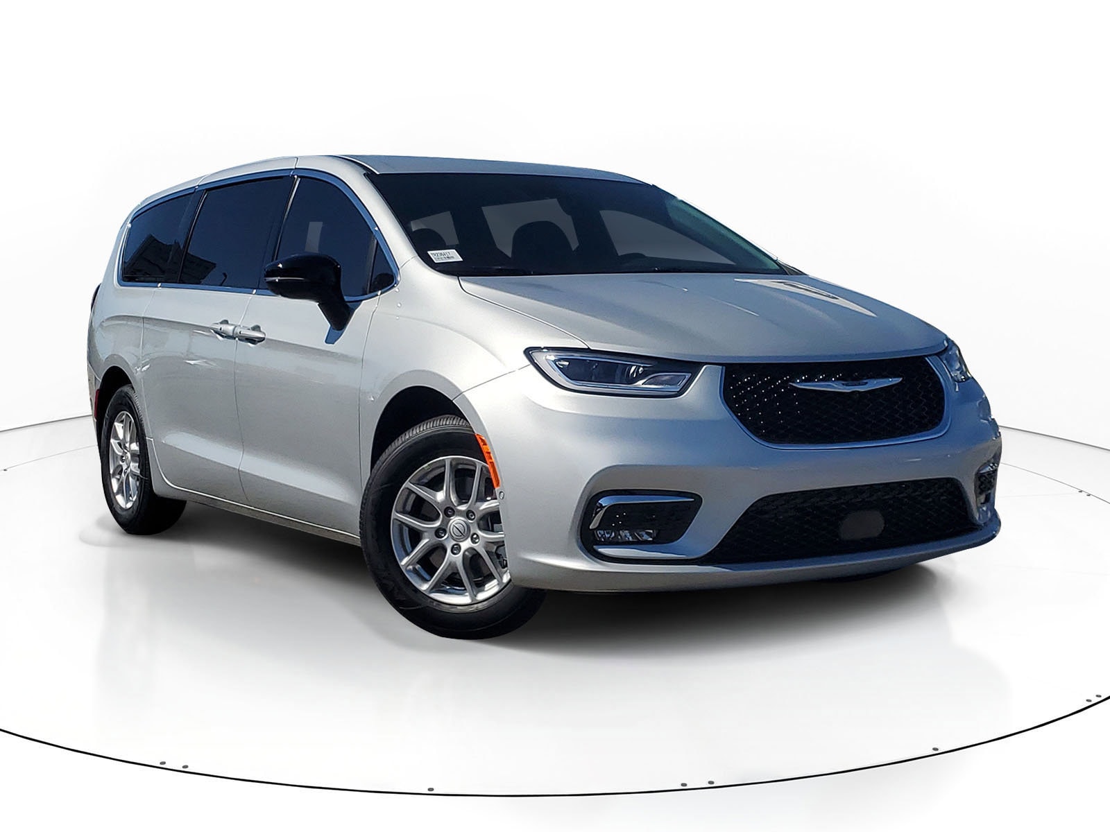 2026 Chrysler Pacifica Select's photo