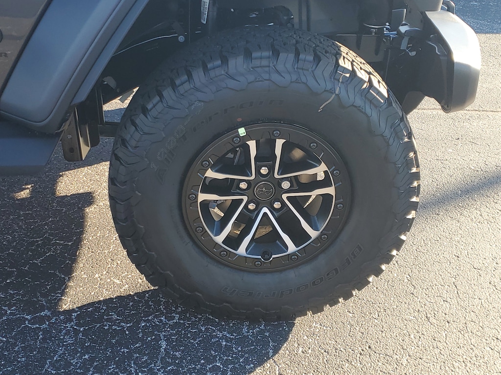 New 2026 Jeep Wrangler Willys Sport Utility