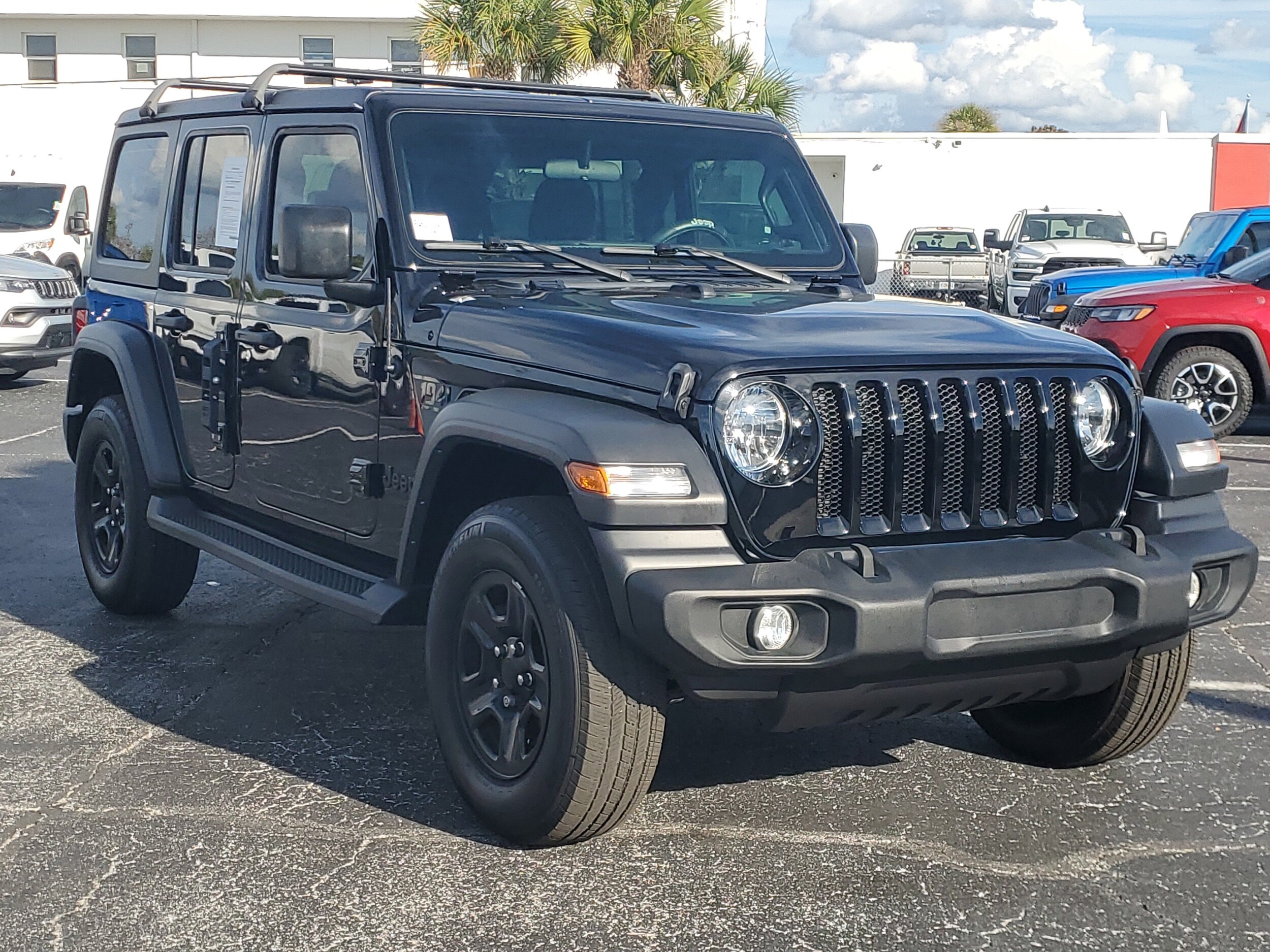 2023 Jeep Wrangler Sport photo 3