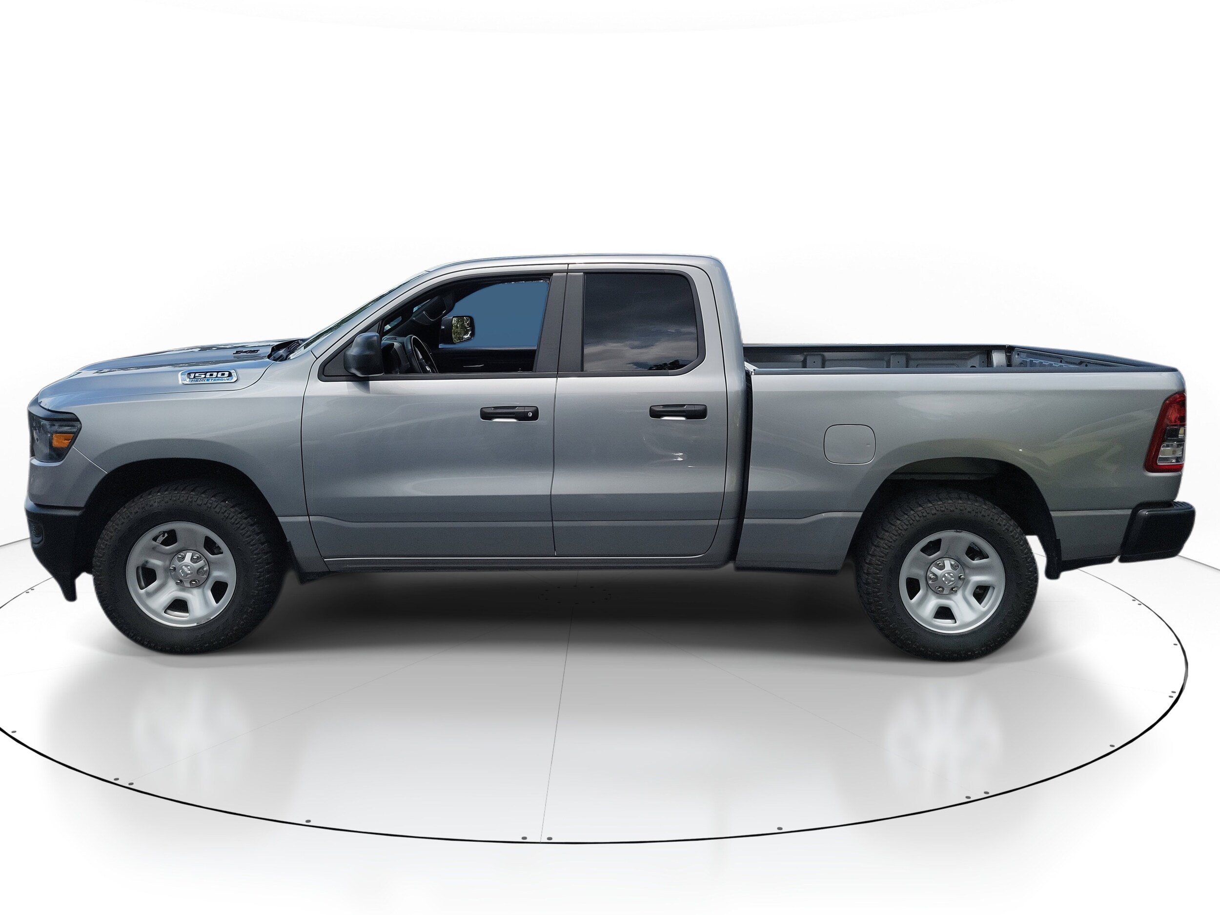 2024 Ram 1500 Tradesman photo 3