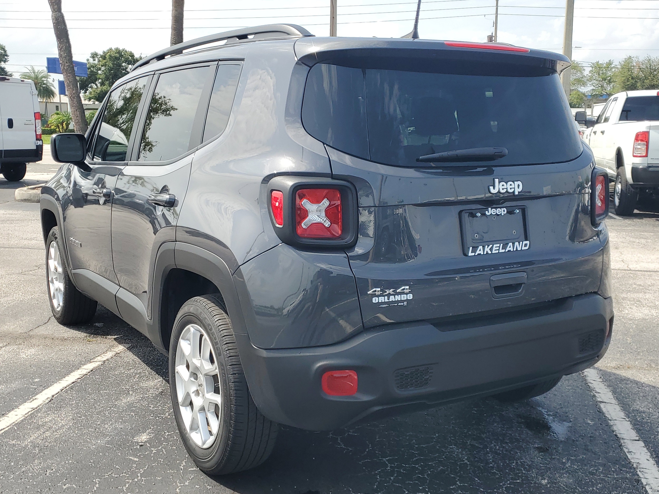 Image 4 of 2023 Jeep Renegade Latitude 4x4