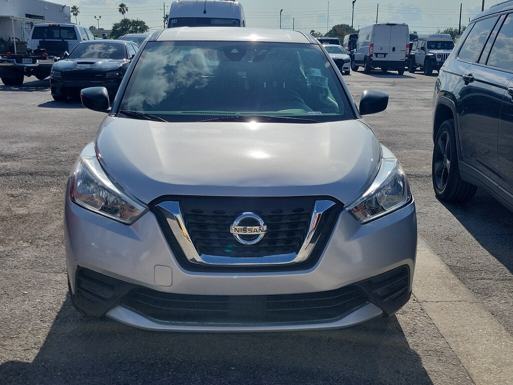 Used 2020 Nissan Kicks S S FWD