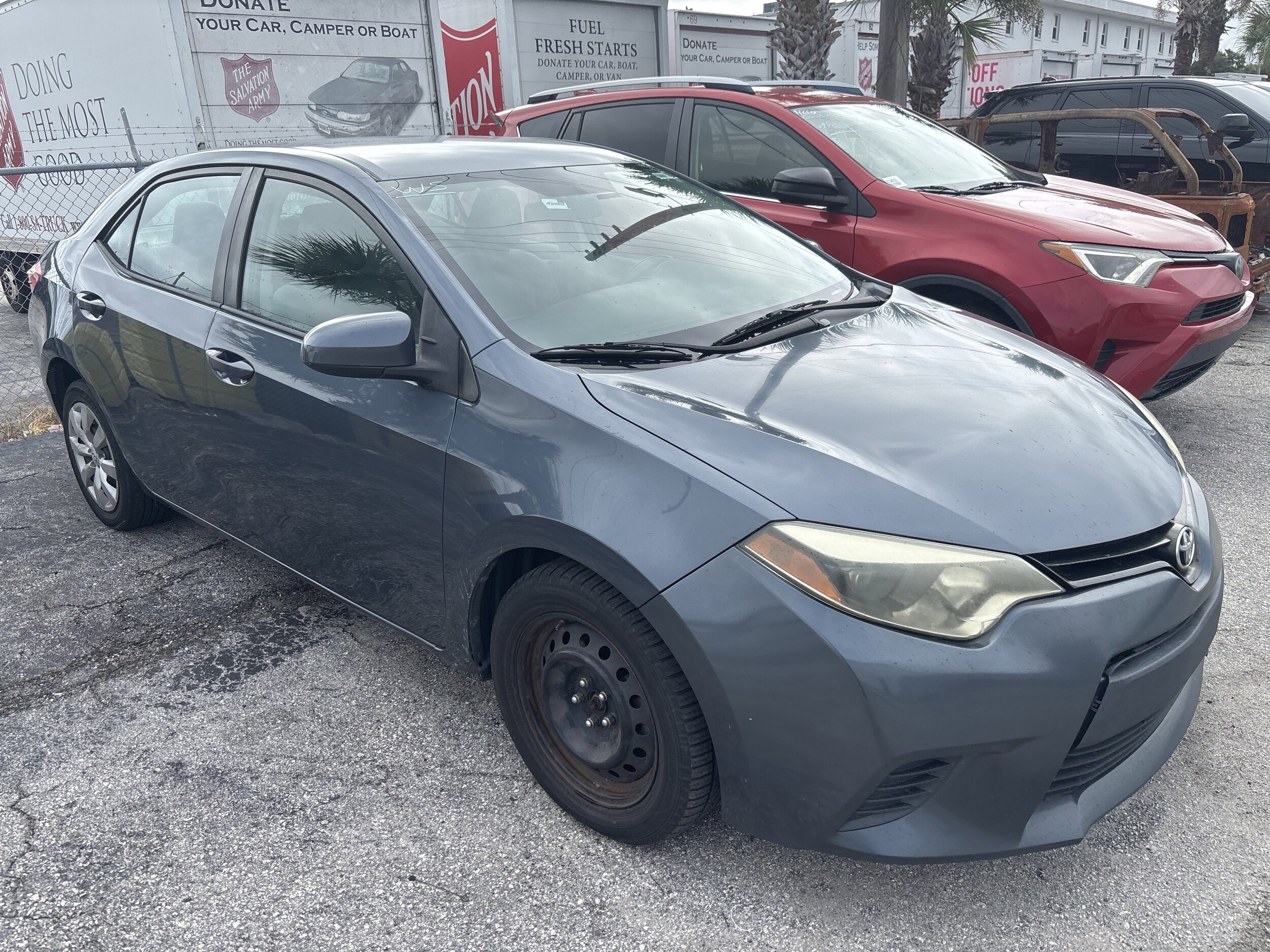 2014 Toyota Corolla L photo 2
