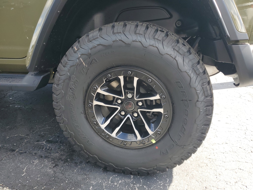 New 2026 Jeep Wrangler Rubicon X Sport Utility