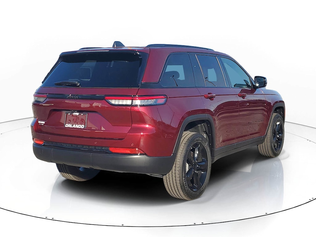 New 2025 Jeep Grand Cherokee Altitude Sport Utility