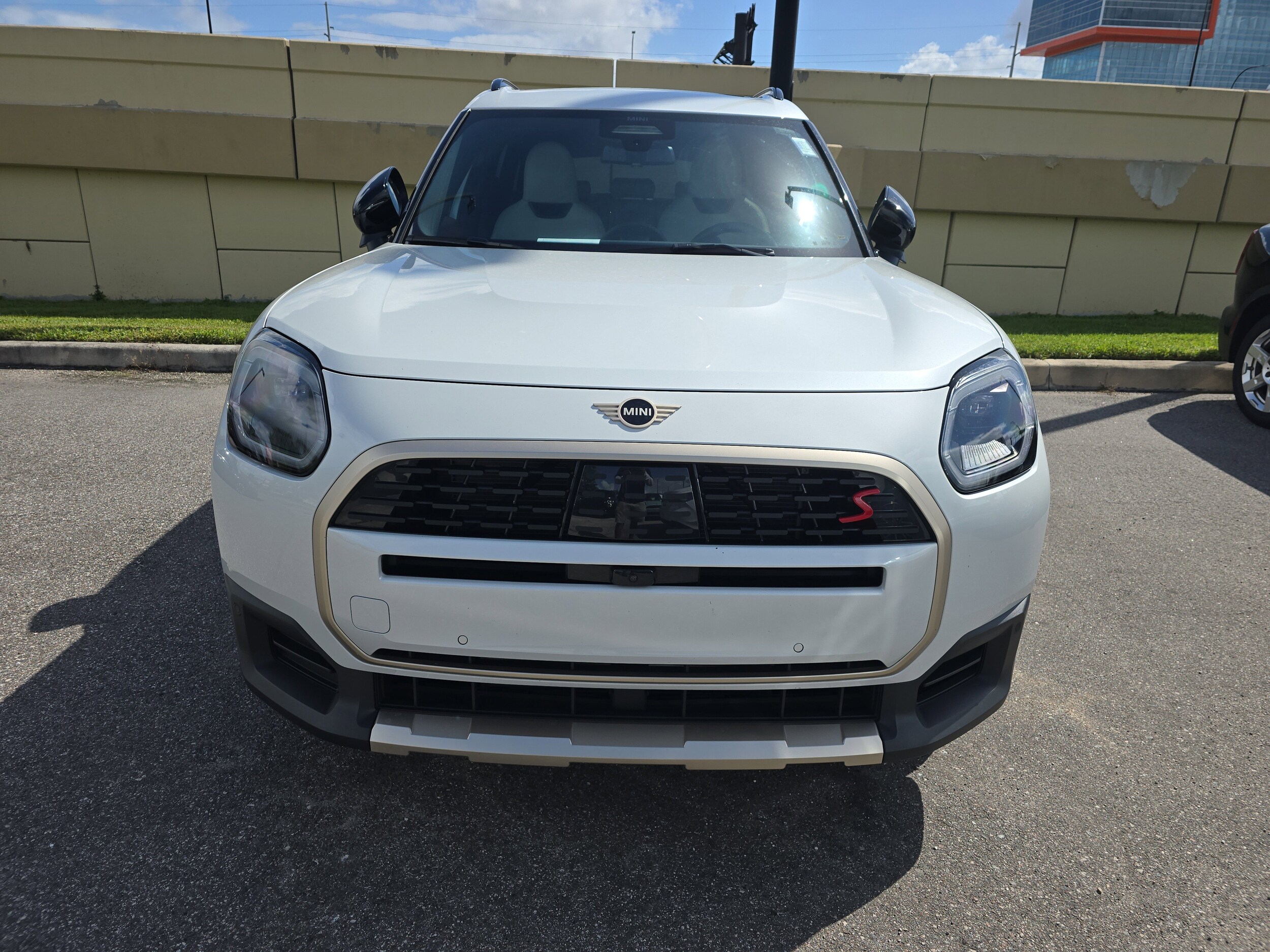 2025 Mini Countryman S ALL4 photo 2