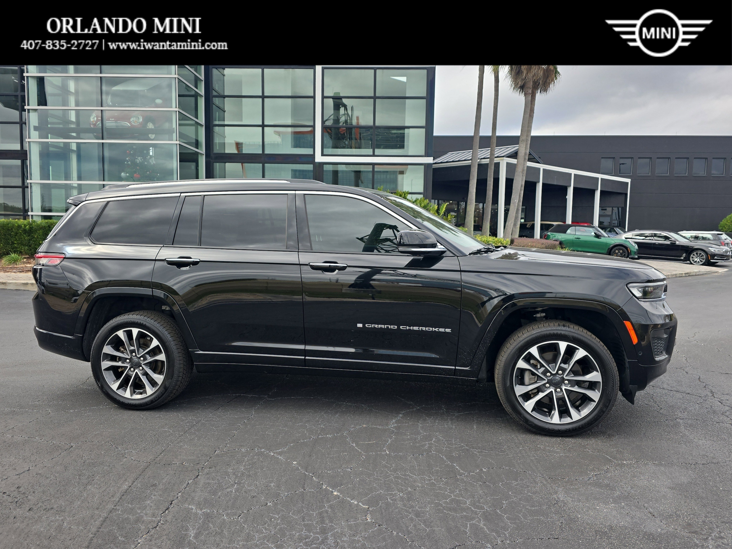 2023 Jeep Grand Cherokee L Overland's photo