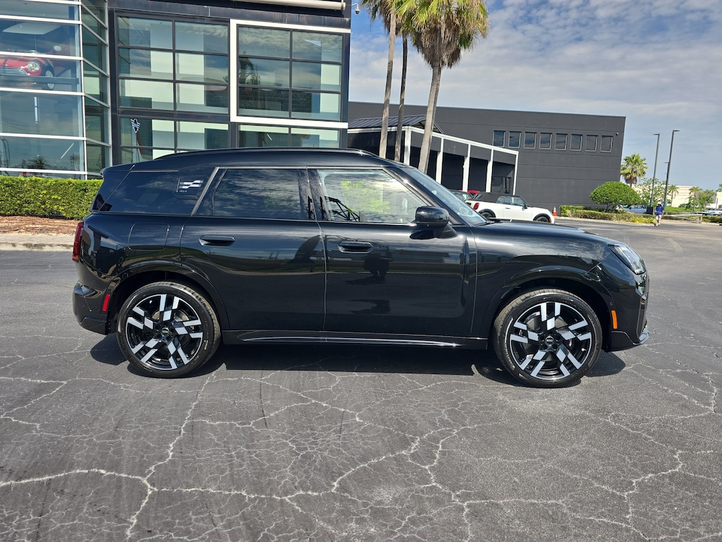 New 2027 MINI Countryman Iconic SUV