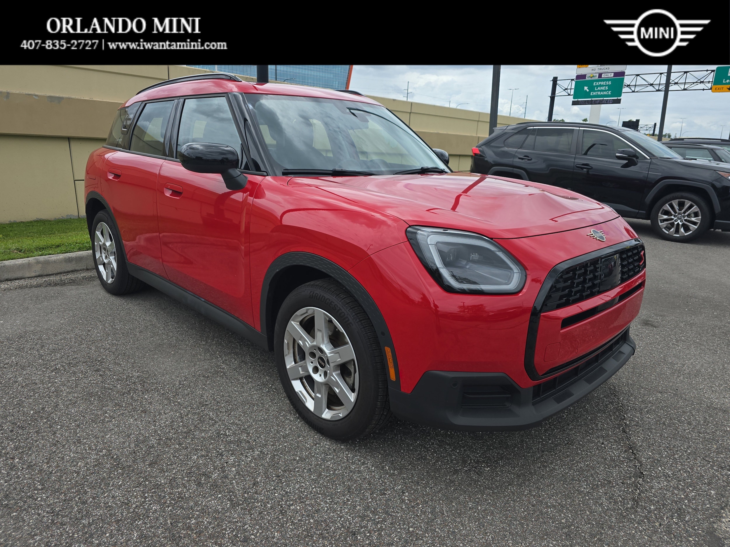 2025 MINI Countryman S's photo