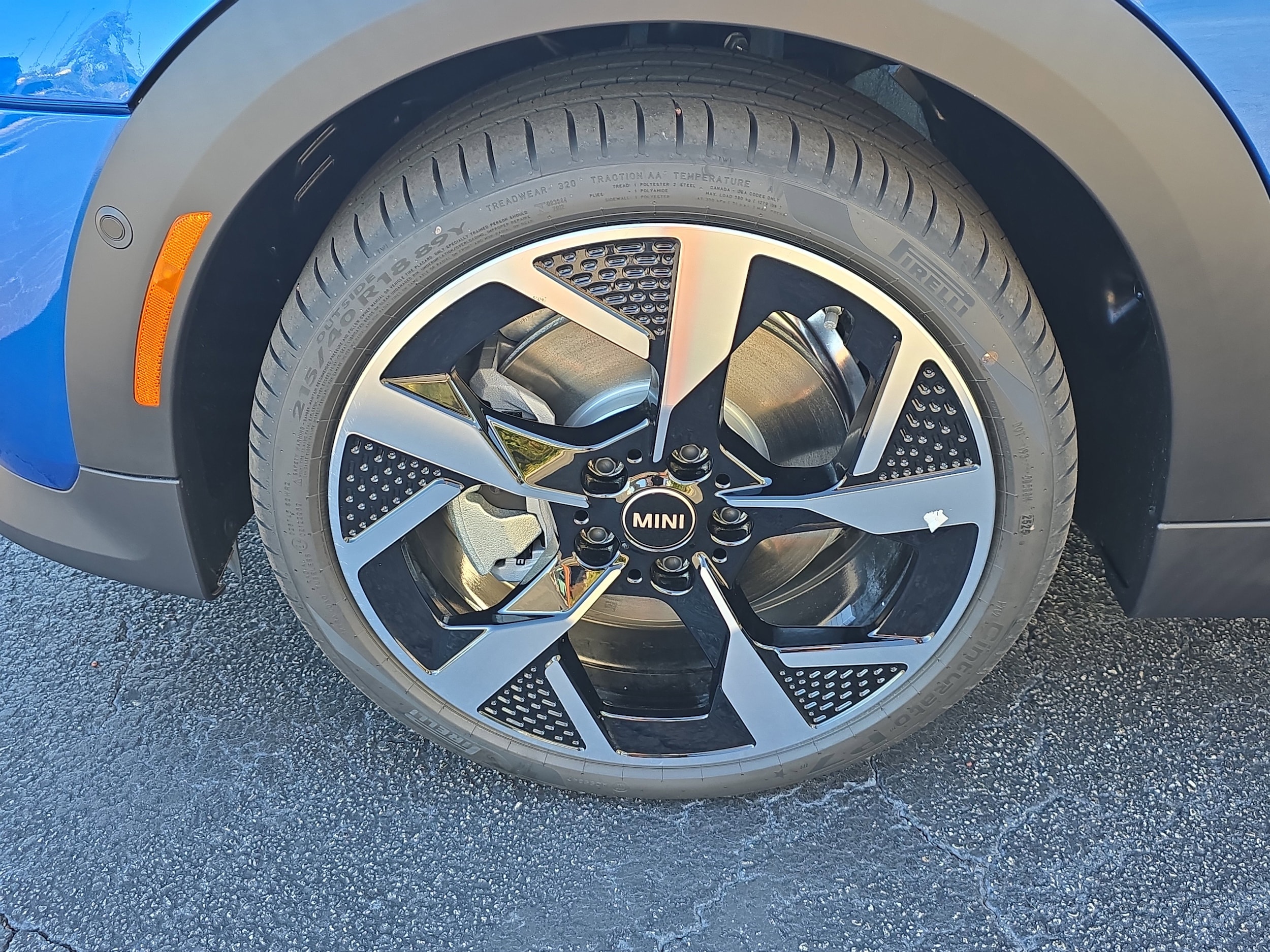 2026 MINI Convertible Base - Photo 8