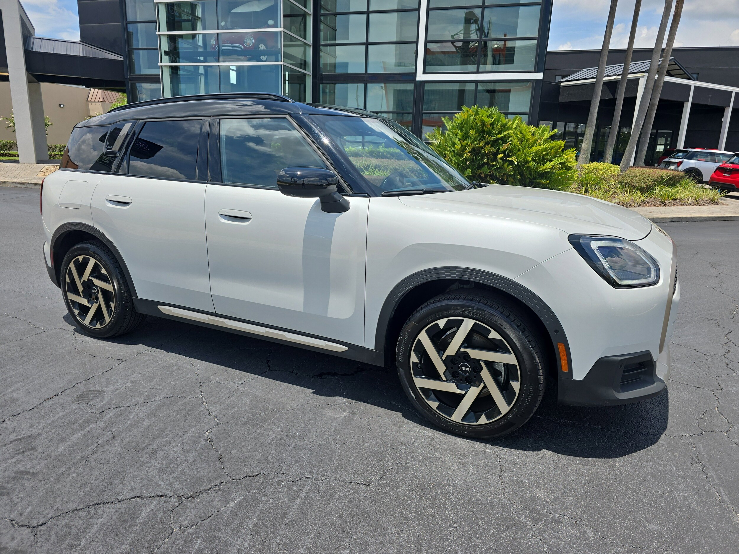 2025 Mini Countryman S ALL4 photo 2