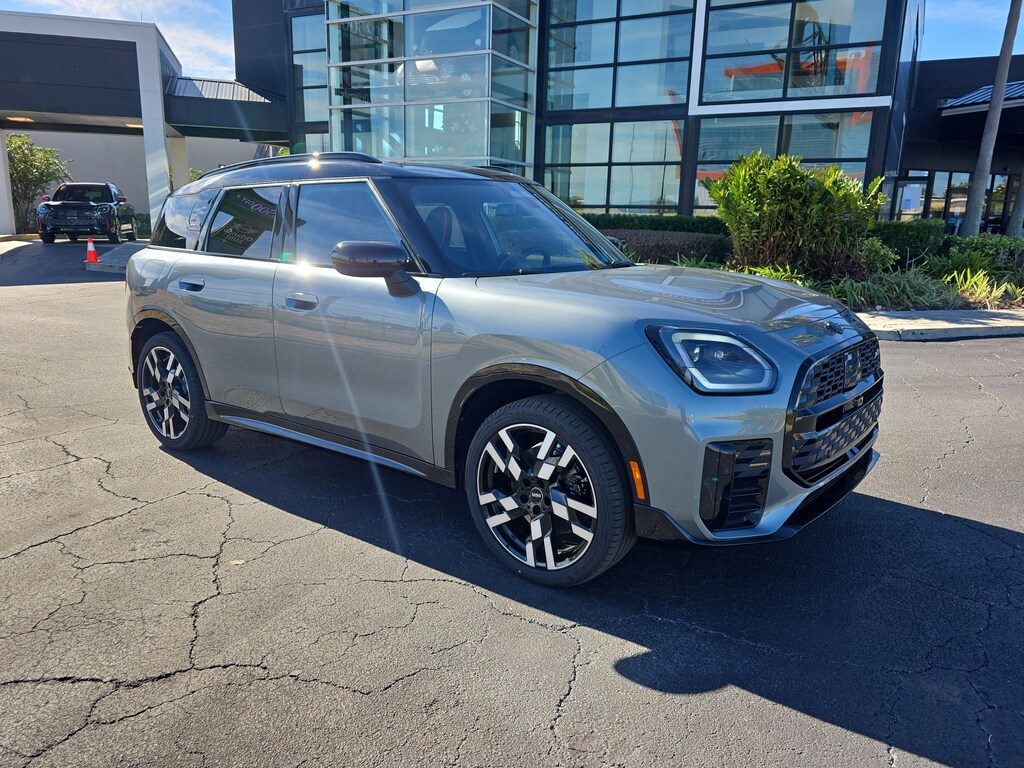 New 2026 MINI Countryman Iconic SUV