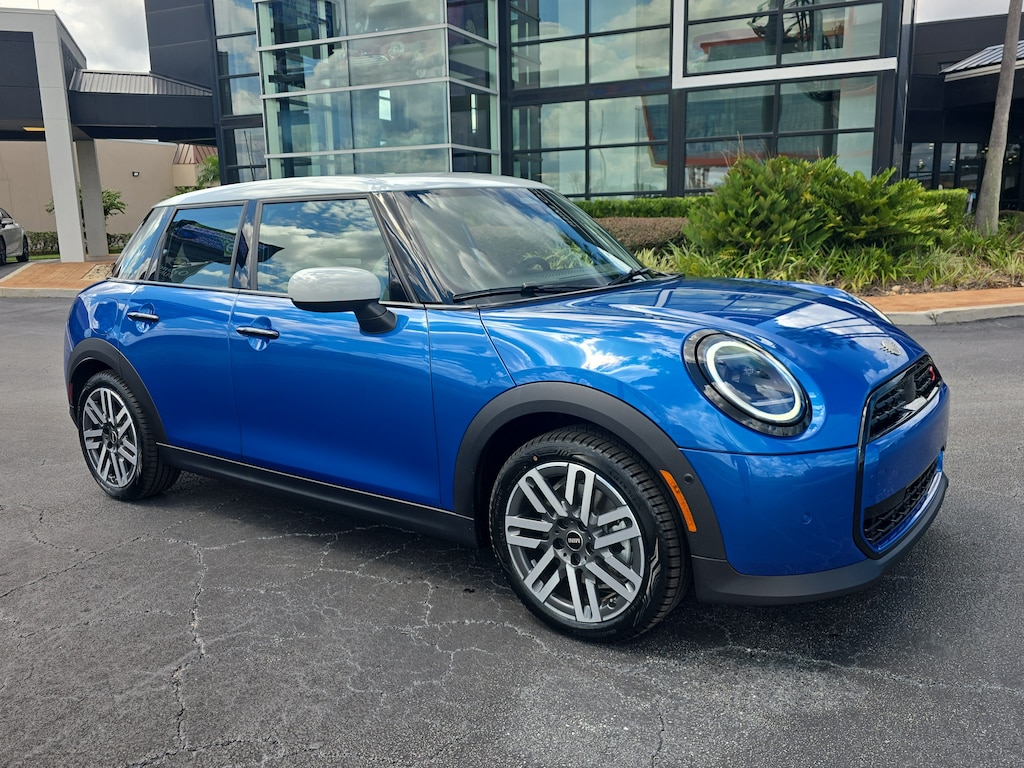 New 2027 MINI 4 Door Signature Plus Cooper S FWD