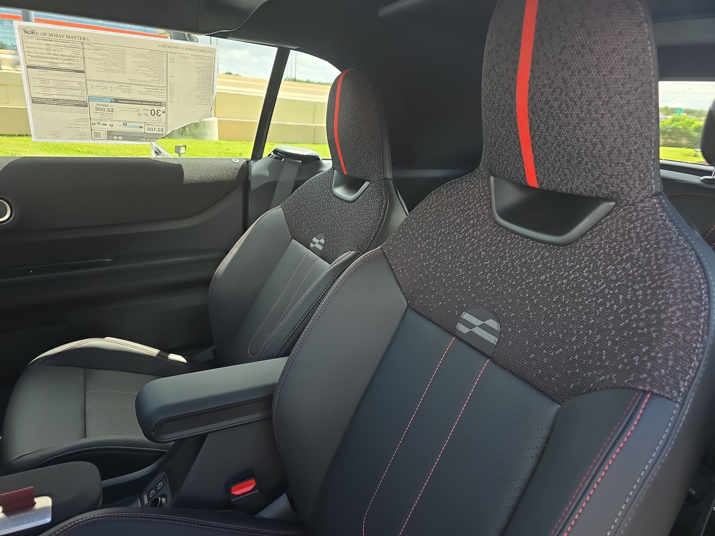 2026 MINI Convertible S - Photo 13