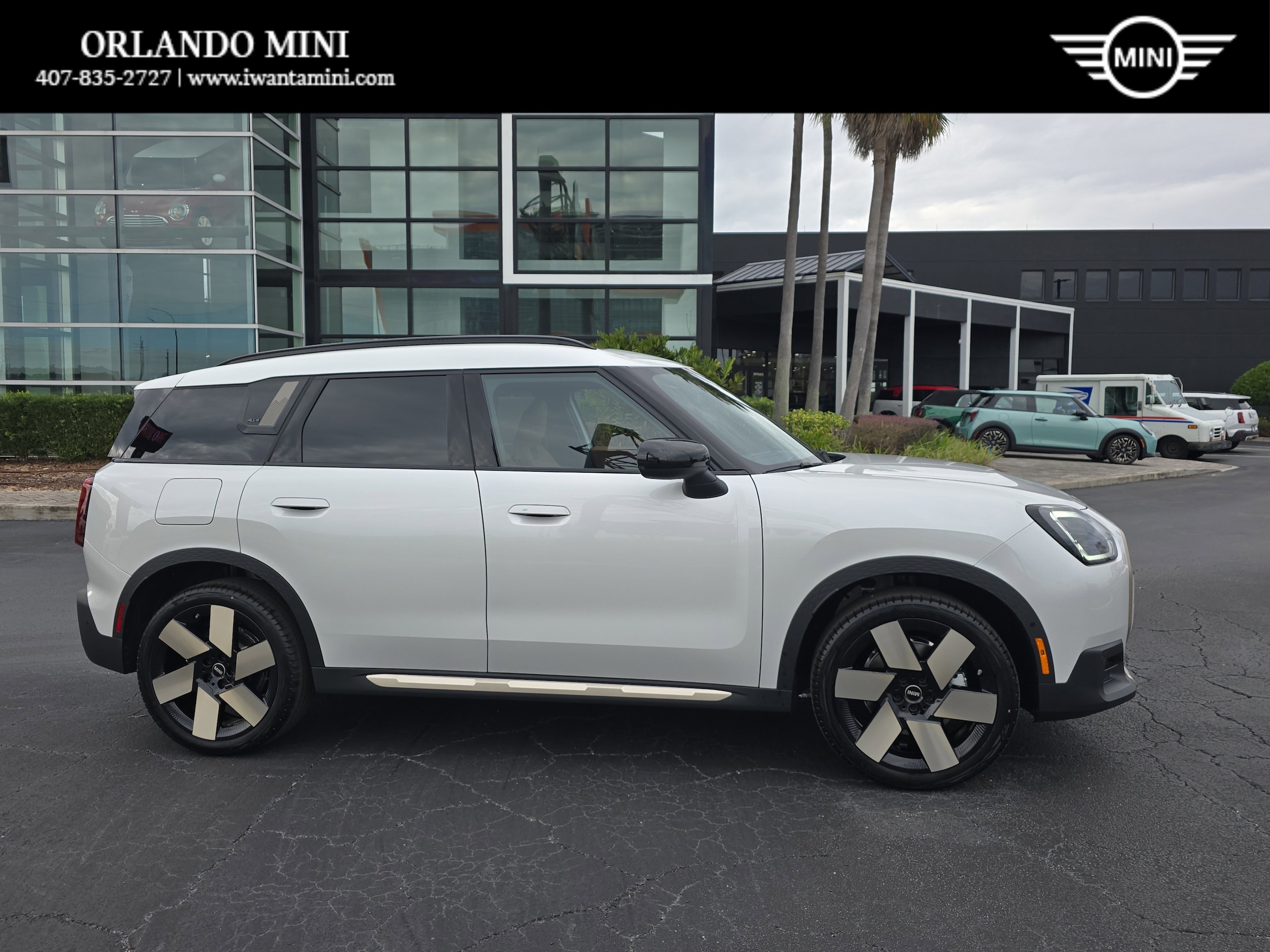 2026 MINI Countryman S's photo