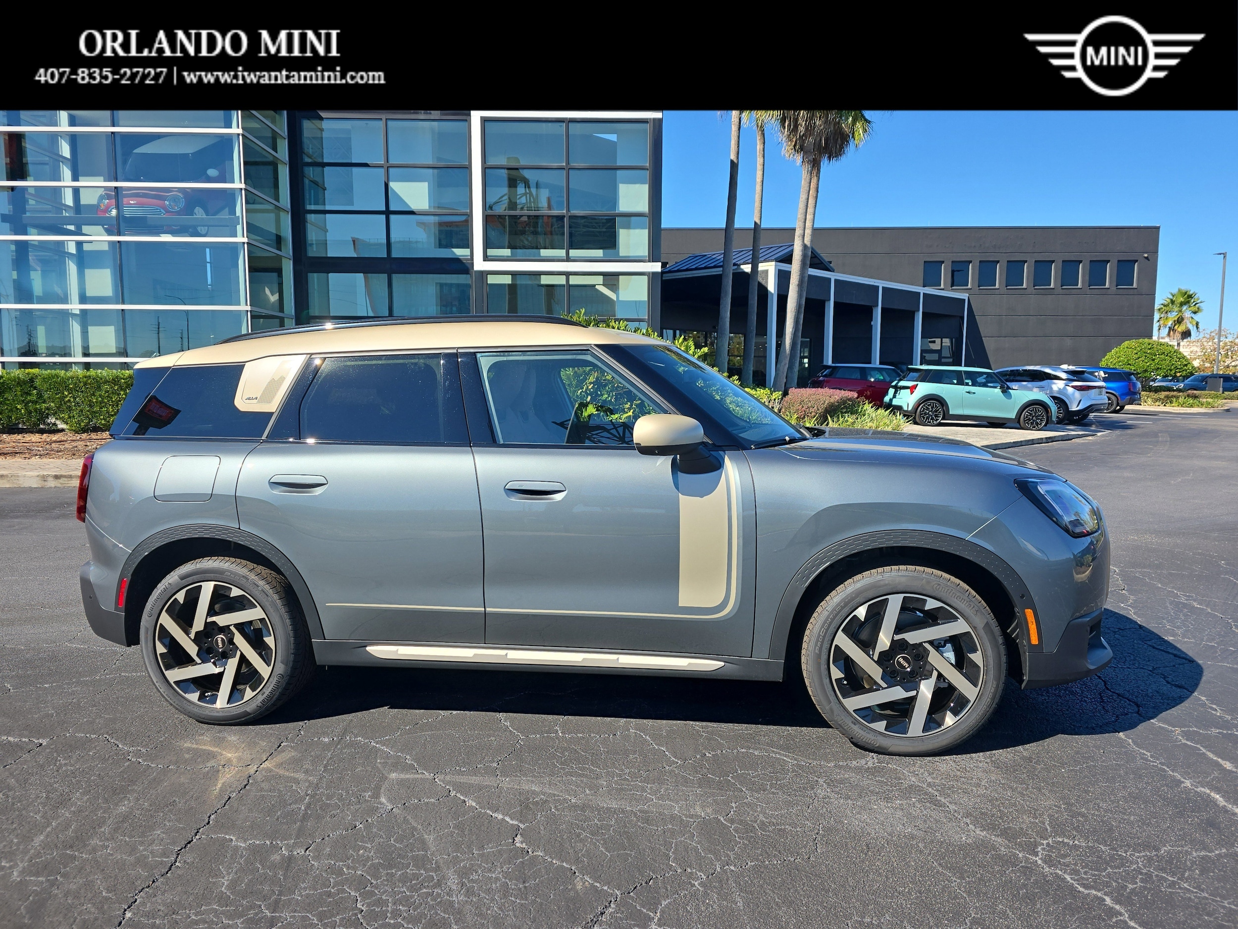 2026 MINI Countryman S's photo